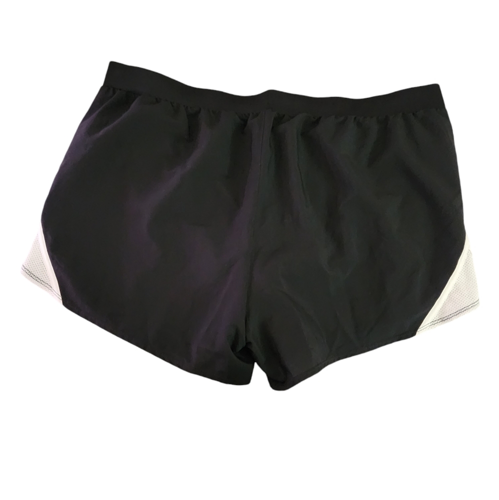 New XL Black White Under Armour Fly By 2.0 Running Athletic Shorts - Picture 3 of 10